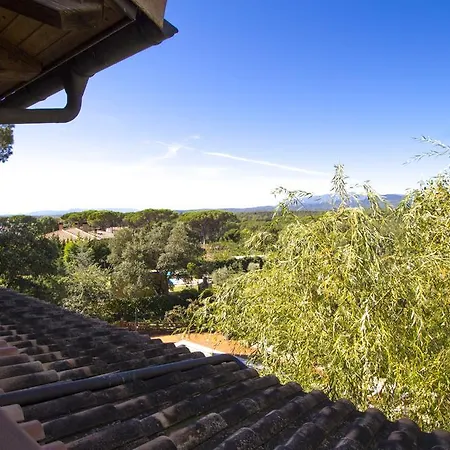 Lleopard Villa Sils