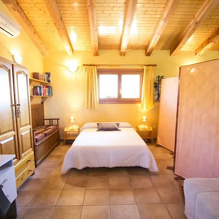 Lleopard Villa